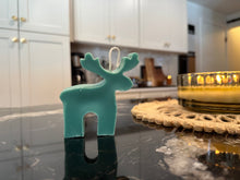 Load image into Gallery viewer, Moose Candle
